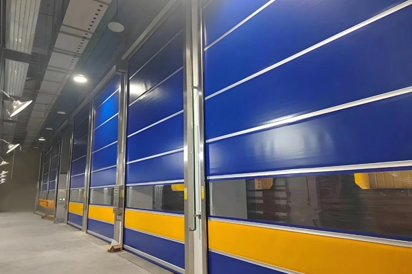 Caratteristiche del tessuto della porta ad alta velocità