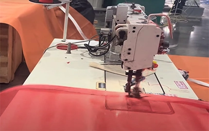 Officina di produzione di teloni